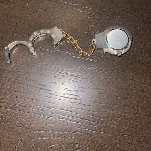 Pocket watch mini handcuffs by Quartz - Picture 5 of 11
